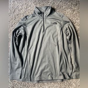 North face pullover